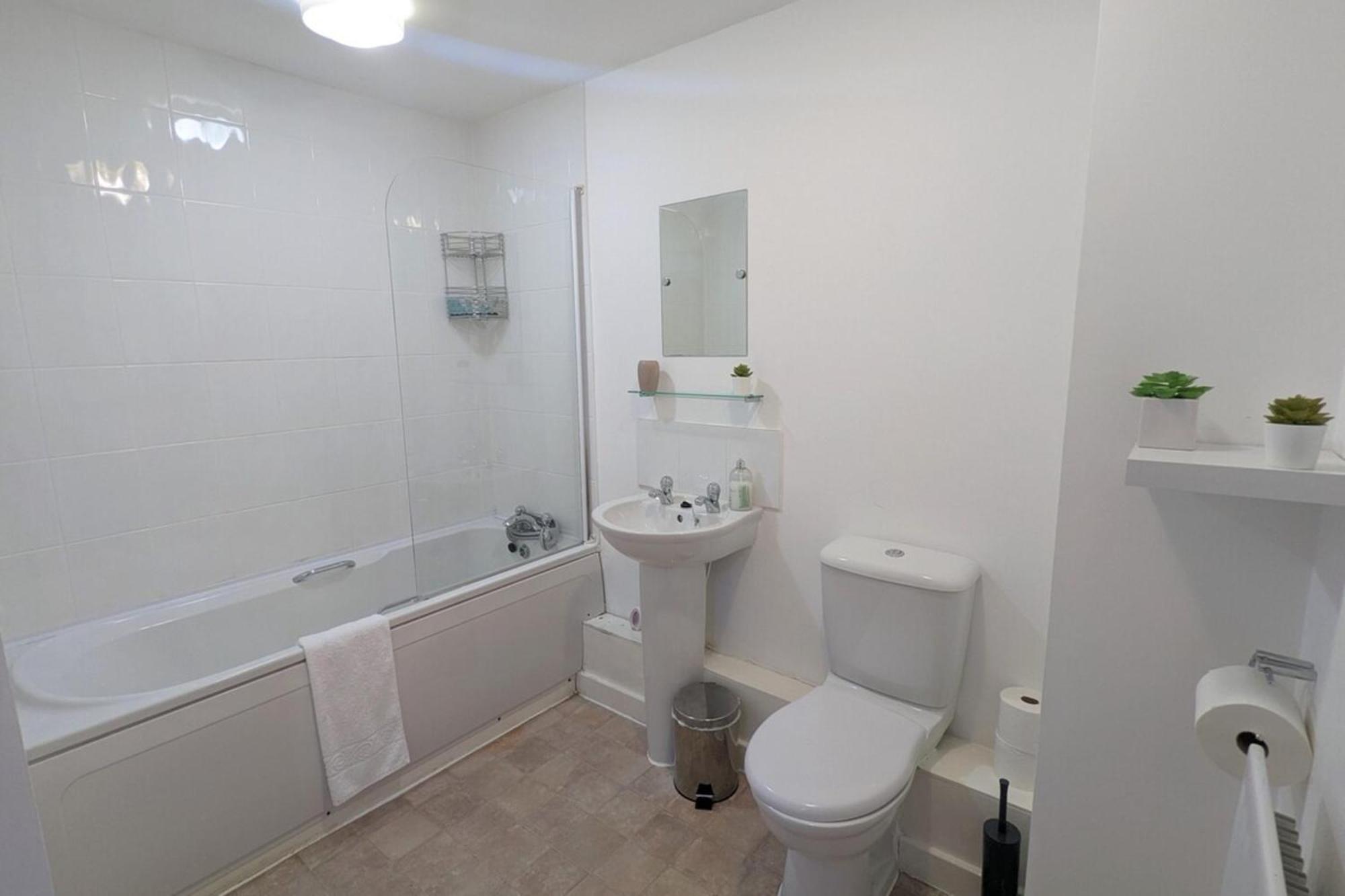 Beautiful & Homely 2Bd Flat - Manchester! Buitenkant foto